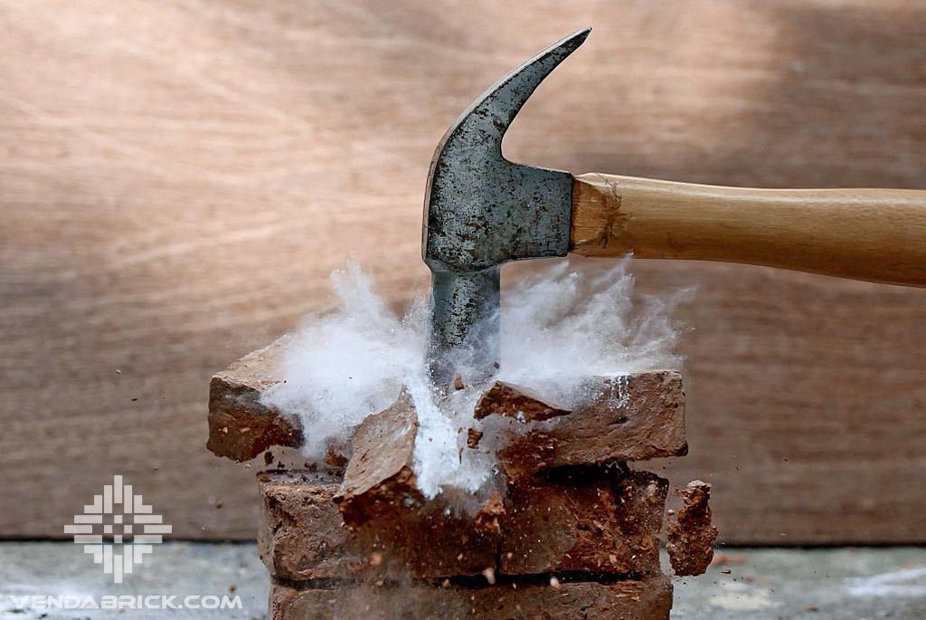 آجر چیست؟ 4 خواص و ویژگیهای آجرآجر یک مصالح ساختمانی پرکاربرد است که خواص و ویژگیهای متعددی را ارائه میدهد که آنها را به گزینهای ایدهآل برای پروژههای ساختمانی تبدیل میکند. در اینجا برخی از خواص و ویژگیهای کلیدی آجر آورده شده است: استحکام و دوام: آجرها به دلیل استحکام و دوام خود شناخته شدهاند و برای استفاده در پروژههای ساختمانی که به سطح بالایی از یکپارچگی سازه نیاز دارند، ایدهآل هستند. آنها قادر به تحمل بارهای سنگین، دمای بالا و قرارگرفتن در معرض آسیبهای محیطی هستند. عایق حرارتی: آجرها دارای خواص عایق حرارتی طبیعی هستند که به تنظیم دمای داخل ساختمان کمک میکند. آنها میتوانند به گرم نگهداشتن ساختمانها در زمستان و خنک نگهداشتن بنا در تابستان کمک کنند که میتواند مصرف انرژی و هزینهها را کاهش دهد. مقاومت در برابر آتش: آجرها در برابر آتش بسیار مقاوم هستند که آنها را به گزینهای محبوب برای پروژههای ساختمانی که نیاز به سطح بالایی از حفاظت در برابر آتش دارند تبدیل میکند. آنها میتوانند به جلوگیری از گسترش شعله کمک کنند و در صورت آتشسوزی آسیب را محدود کنند. عایق صدا: آجرها دارای خواص عایق صوتی طبیعی هستند که میتواند به کاهش سطح سروصدا در داخل ساختمان کمک کند. این امر میتواند بهویژه در ساختمانهای مسکونی و تجاری واقع در مناطق پر سروصدا کمک کند. تنوع رنگها و بافتها: آجرها دارای رنگها و بافتهای بسیار متنوعی هستند که آنها را به مصالح ساختمانی همهکاره تبدیل میکند که میتوان از آن برای ایجاد طیف گستردهای از سبکهای طراحی استفاده کرد. از آجرهای قزاقی کلاسیک گرفته تا آجرهای شیشهای شیک و مدرن، آجری وجود دارد که مطابق با هر سلیقه و ترجیح طراحی باشد. پایداری محیطی: آجر یک مصالح ساختمانی پایدار است که میتواند به کاهش اثرات زیستمحیطی پروژههای ساختمانی کمک کند. آنها از مواد طبیعی ساخته شدهاند و میتوانند در پایان عمر خود بازیافت شوند که به کاهش ضایعات و حفظ منابع طبیعی کمک میکند. بهطورکلی، آجر طیف وسیعی از خواص و ویژگیها را ارائه میدهد که آنها را به مصالح ساختمانی ایدهآل برای پروژههای ساختمانی در هر نوع و اندازه تبدیل میکند. چه در حال ساخت یکخانه مسکونی، یک ساختمان تجاری یا یک تأسیسات صنعتی باشید، آجر میتواند استحکام، دوام و جذابیت زیبایی را که برای ایجاد یک سازه باکیفیت بالا و طولانیمدت نیاز دارید را فراهم کند. وندابریک وندا بریک آجر وندا صنایع آجر وندا آجر قزاقی قیمت آجر قزاقی نحوه اجرای آجر قزاقی سرامیک طرح آجر قزاقی قیمت آجر قزاقی قم ابعاد آجر قزاقی نمای ساختمان با آجر قزاقی تکسچر آجر قزاقی لیست قیمت آجر قزاقی فروش آجر قزاقی تهران قیمت آجر قزاقی حیدری آجر قزاقی اصفهان آجر قزاقی ال آجر قزاقی ابلق آجر قزاقی اهواز آجر قزاقی اولیایی آجر قزاقی سنتی اصفهان قیمت آجر قزاقی اصفهان کارخانه آجر قزاقی اصفهان آجر قزاقی قرمز اخرایی آجر قزاقی سنتی اولیایی آجر قزاقی با کیفیت آجر قزاقی برای کف بندکشی آجر قزاقی بهترین آجر قزاقی آجر قزاقی سنتی آجر نما سنتی قزاقی قزاقی آجر قزاقی پلاک آجر قزاقی پوست پیازی آجر قزاقی پوست پیازی رمضانی آجر قزاقی تهران آجر قزاقی تبریز قیمت آجر قزاقی تهران کارخانه آجر قزاقی تهران آجر قزاقی سنتی تهران آجر قزاقی در تهران تولید آجر قزاقی تاریخچه آجر قزاقی اجز قزاقی آجر قزاقی چیست آجر قزاقی حیدری آجر قزاقی خرید کارخانه آجر قزاقی خاتون آباد کارخانه آجر قزاقی خاتون آباد خرید آجر قزاقی اصفهان خرید آجر قزاقی خرید آجر نما قزاقی آجر قزاقی دکوراسیون داخلی خرید آجر قزاقی اصفهان خرید آجر قزاقی خرید آجر نما قزاقی آجر قزاقی دکوراسیون داخلی آجر قزاقی در مشهد آجر قزاقی دست دوم آجر قزاقی دامغان آجر قزاقی در اصفهان آجر قزاقی در ورامین فروش آجر قزاقی در کرج فروش آجر قزاقی در اصفهان قیمت آجر قزاقی در تهران آجر قزاقی رمضانی آجر قزاقی رندوم آجر رستیک قزاقی آجر نما قزاقی ربیعی البرز تهران رنگ آجر قزاقی آجر قزاقی زرد آجر قزاقی سفید آجر قزاقی سپند آجر قزاقی سهند آجر سفال قزاقی آجر سنتی قزاقی طرح دار قیمت آجر قزاقی سنتی آجر قزاقی شیراز شرکت آجر قزاقی ضخامت آجر قزاقی طرح آجر قزاقی آجر قزاقی عظیمی آجر قزاقی فروش آجر قزاقی کف فرش فروش آجر قزاقی اصفهان فروش آجر قزاقی نما فروش آجر قزاقی در تهران آجر قزاقی قم آجر قزاقی قیمت قیمت آجر قزاقی یزد قیمت آجر قزاقی قرمز قیمت آجر قزاقی 20*20 قیمت آجر قزاقی قرمز قیمت آجر قزاقی مشهد قیمت آجر قزاقی مشهد آجر قزاقی کف آجر قزاقی کرج آجر قزاقی کاشان آجر قزاقی کامل آجر قزاقی کریمی قیمت آجر قزاقی کف فرش آجر قزاقی آجر سنتی کف آجر قزاقی گلبهی آجر قزاقی مشهد آجر قزاقی مشکی مشخصات آجر قزاقی متریال آجر قزاقی آجر قزاقی نما وندا معقلی کاشی معقلی خط معقلی آجرکاری معقلی معقلی چیست آجر معقلی خوون چین خوون چینی مشبک آجری فخر و مدین فخرومدین vendabrick.com